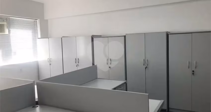 Sala comercial à venda na Rua Frei Caneca, Bela Vista, São Paulo