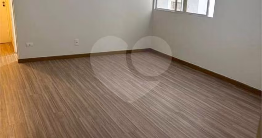 Apartamento com 2 quartos à venda em Cerqueira César - SP