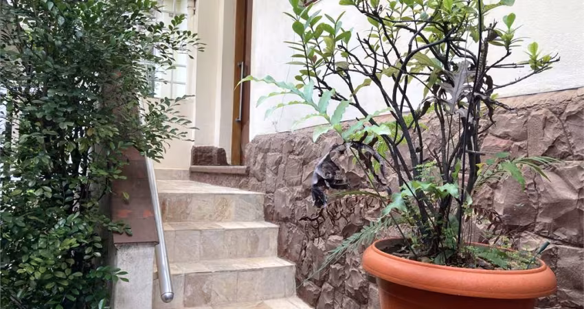Casa de vila com 4 quartos à venda em Vila Mariana - SP