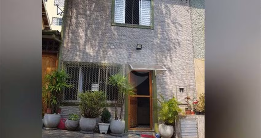 Casa de vila com 2 quartos à venda em Aclimação - SP