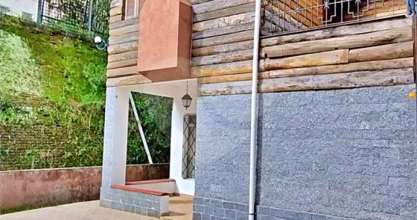 Casa com 3 quartos à venda ou para locação em Bela Vista - SP