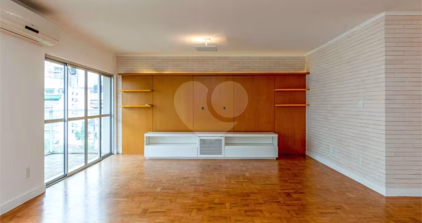 Apartamento com 3 quartos à venda em Itaim Bibi - SP