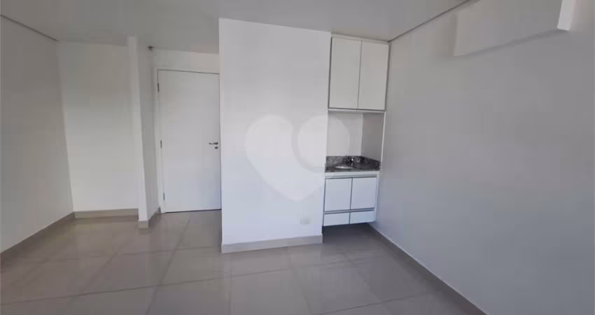 Salas com 1 quartos à venda ou para locação em Bela Vista - SP