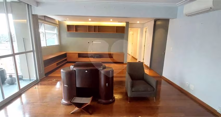Apartamento com 3 quartos à venda em Real Parque - SP