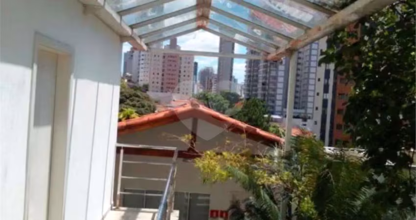 Casa à venda na Rua Alceu Wamosy, Vila Mariana, São Paulo