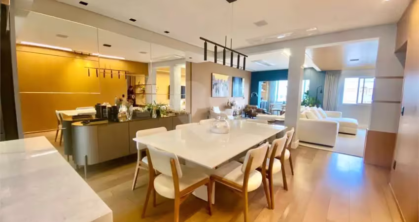 Apartamento com 3 quartos à venda na Rua Tabapuã, Itaim Bibi, São Paulo