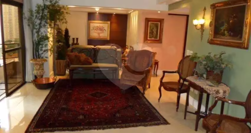 Apartamento com 3 quartos à venda ou para locação em Parque Colonial - SP
