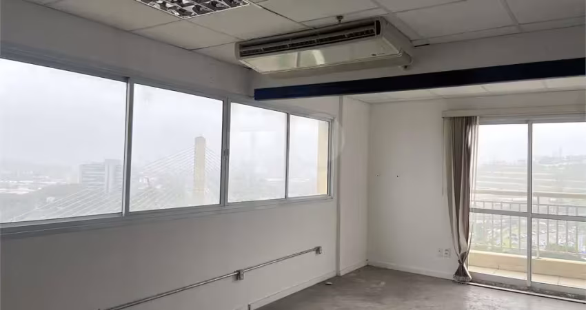 Sala comercial à venda na Mário Lopes Leão 1500, Santo Amaro, São Paulo
