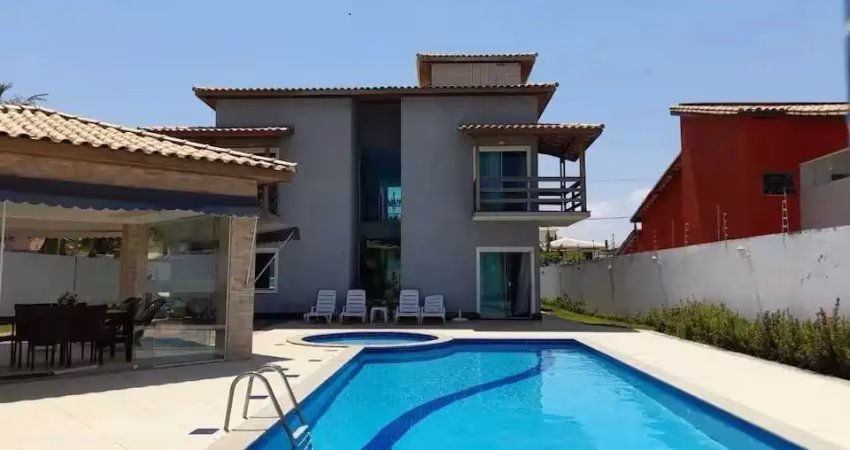 Casa à venda no bairro Ipitanga - Lauro de Freitas/BA