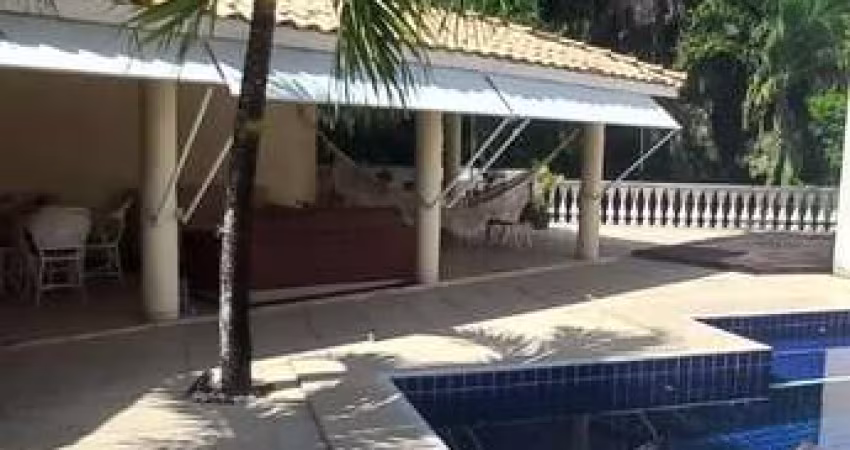 Casa à venda no bairro Portão - Lauro de Freitas/BA