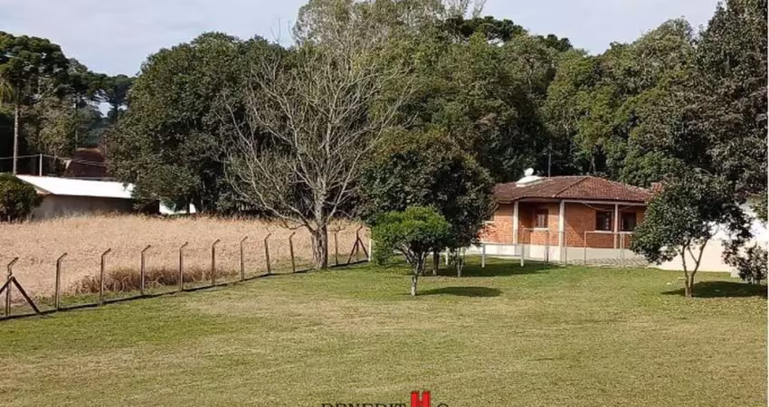 Chácara / sítio com 3 quartos à venda na Rua Ernesto Julliatto, Colônia Zacarias, São José dos Pinhais