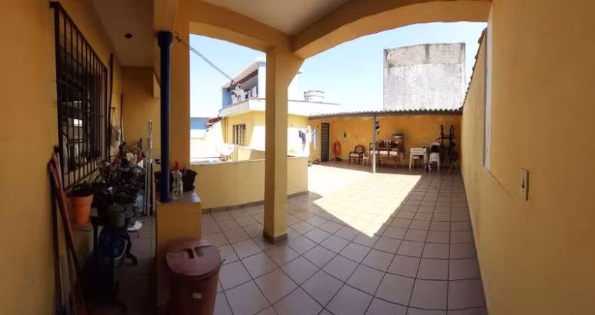 SOBRADO COM 3 QUARTOS E 3 BANHEIROS À VENDA, 250 M² POR R$ 620.000.