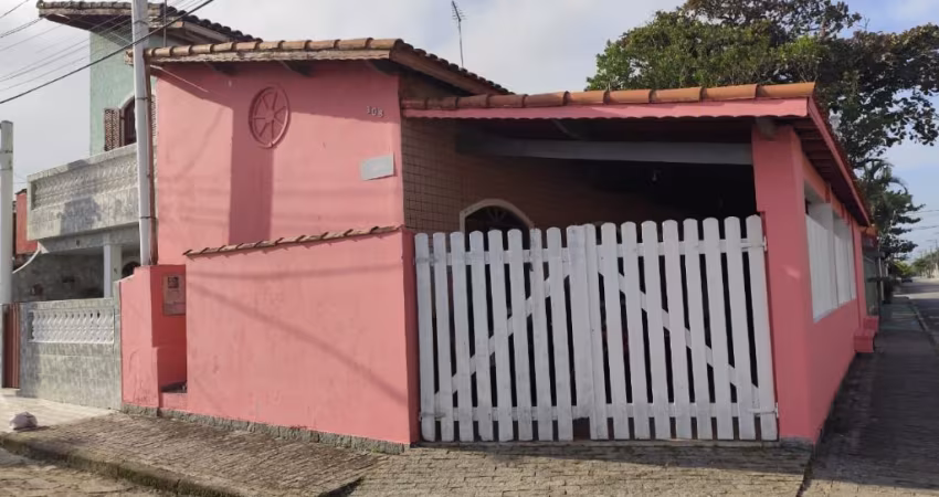 Casa para venda tem 100 metros quadrados com 2 quartos em Suarão - Itanhaém - SP.