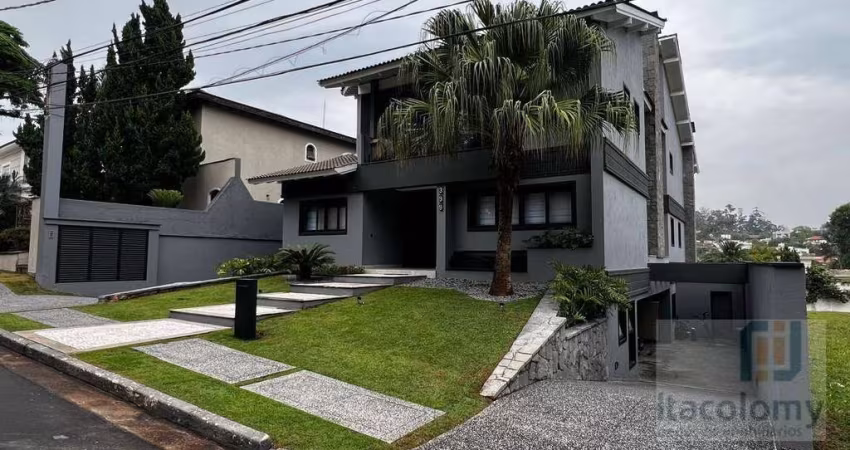Casa à venda no Residencial Alphaville 01