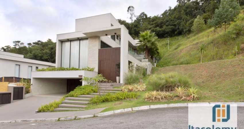 Casa à venda no Residencial Alphasitio Tamboré