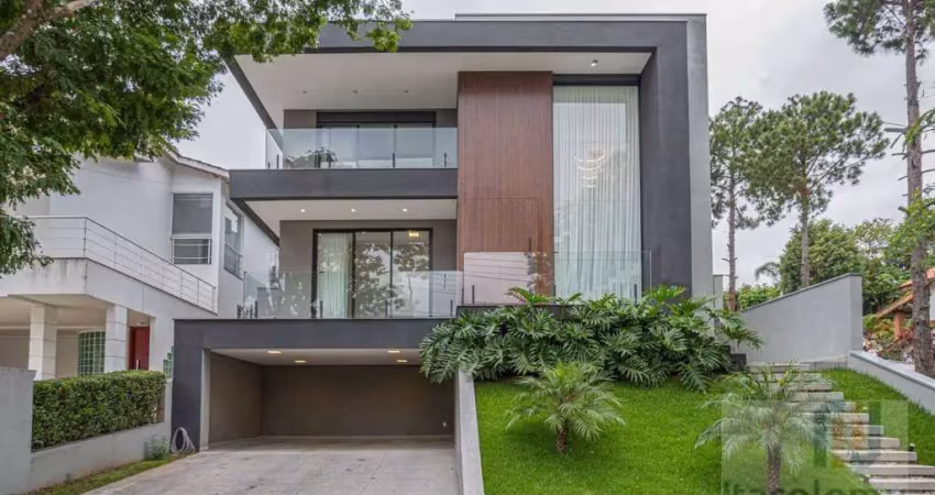 Casa mobiliada à venda no residencial alphaville 12