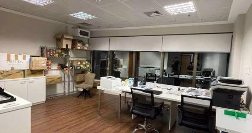 Sala Comercial semi-mobiliada à venda no Medic Life