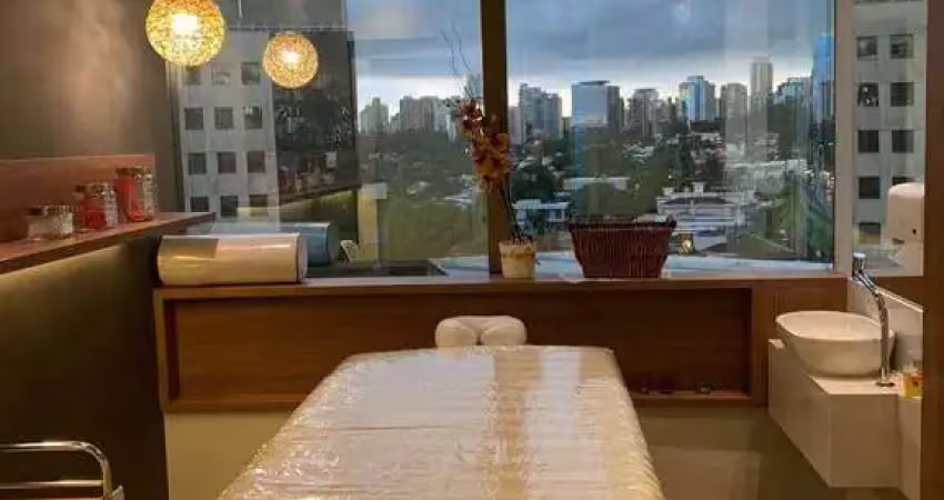 Sala comercial com 2 salas para alugar na Avenida Copacabana, Alphaville, Barueri