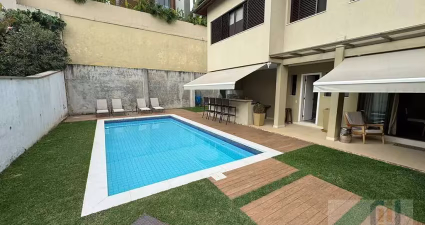 Casa em condomínio fechado com 4 quartos à venda na Alameda Dinamarca, Alphaville, Barueri