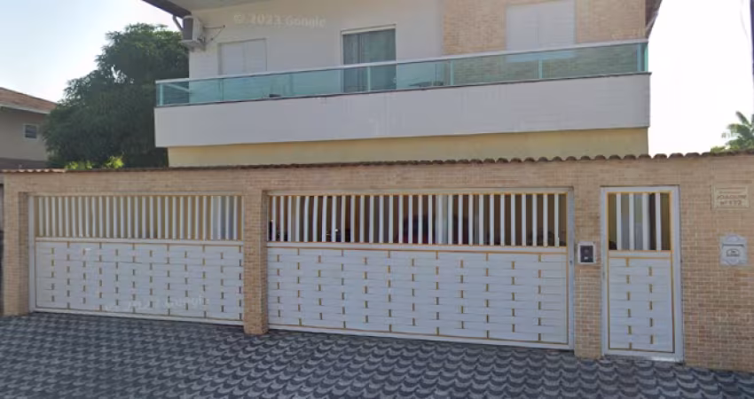 Casa Sobreposta a venda no bairro do Tude Bastos, em Praia Grande/SP - 2 quartos e 1 vaga de garagem não demarcada