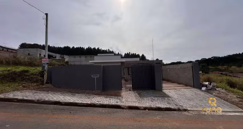 Casa com 3q, 2suítes, 2 vagas e amplo quintal próx. hosp. angelina caron