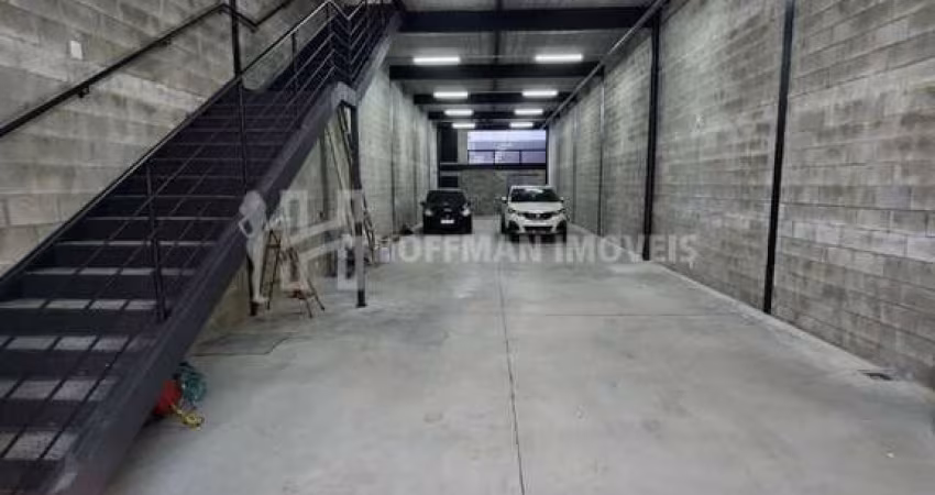 Galpão industrial e comercial