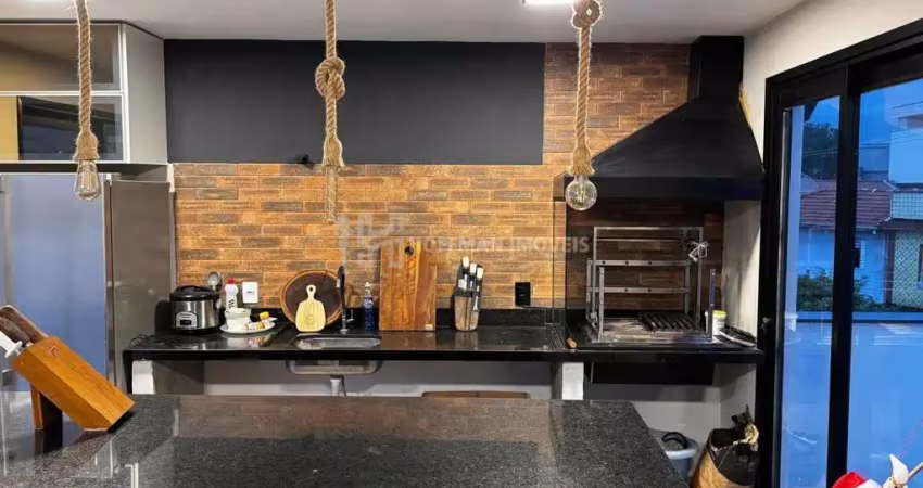 Sobrado com 3 quartos, 3 suítes, 5 vagas à venda - olímpico