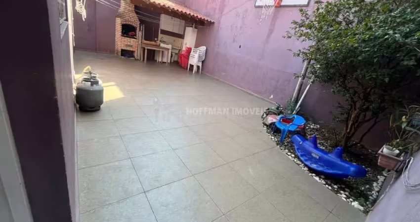 Casa assobradada com 3 quartos, 1 suíte, 4 vagas à venda - barcelona