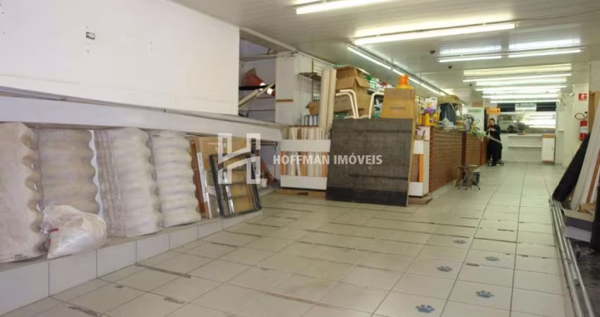 SOBRADO COM SALÃO COMERCIAL!
