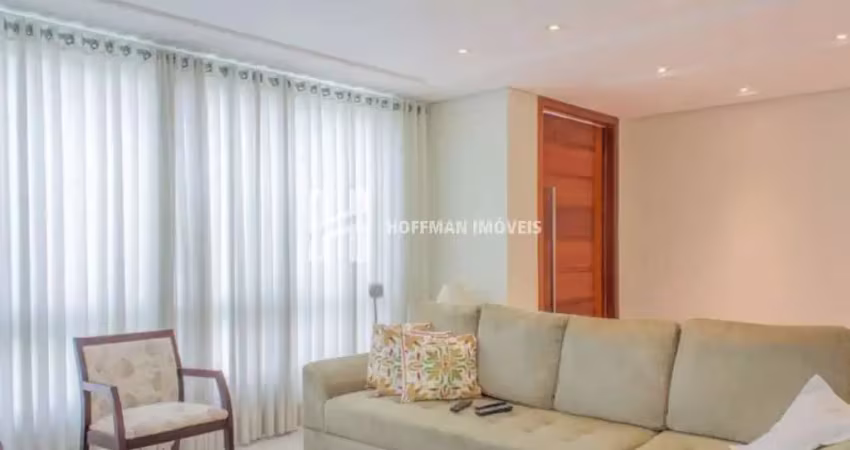 Excelente sobrado alto padrão com 306m, 3 suites, 10 vagas.