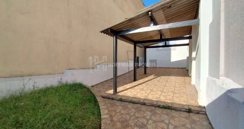 Casa térrea com 02 dormitórios, 01 suíte e 03 vagas de garagem no Bairro Barcelona