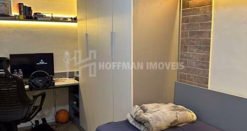 Apartamento com Quintal