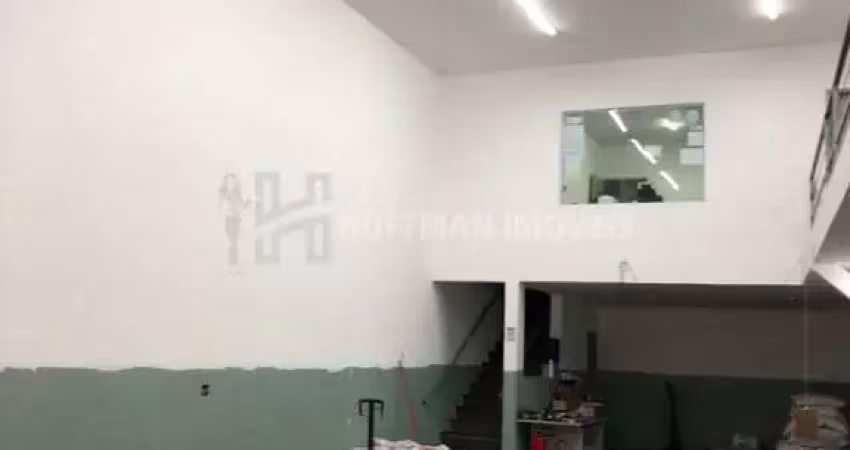 Galpão à venda com 440m² e energia trifásica no bairro santa maria