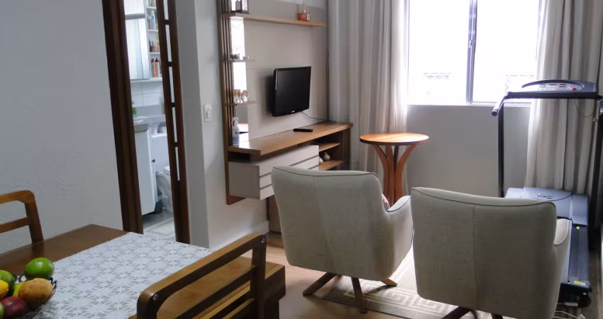 Apartamento à Venda com 2 quartos e 1 WC em Cidade São Jorge, Santo André, SP