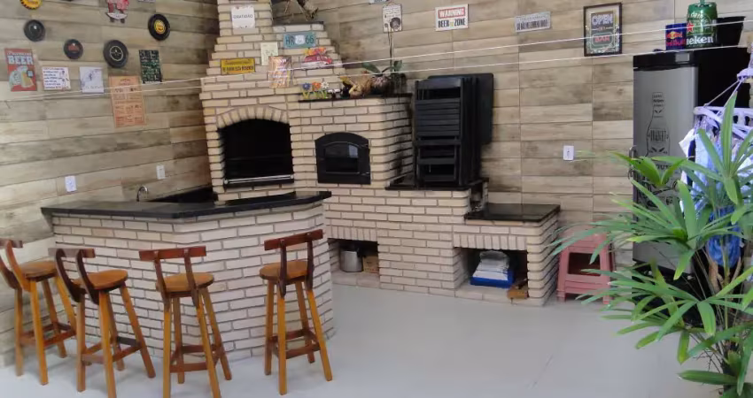 Sobrado à Venda com 3 Quartos e 5 WC's no Parque Marajoara, Santo André,  SP