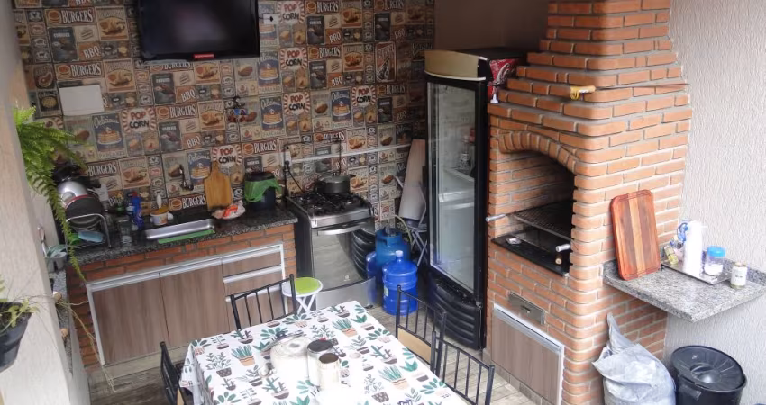 Casa à Venda com 3 Quartos e 3 WC's na Cidade São Jorge, Santo André, SP
