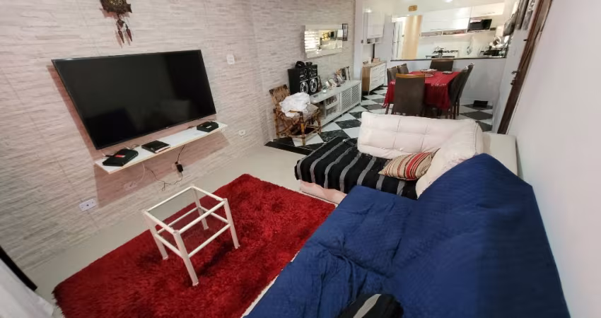 Sobrado à Venda com 2 Quartos e 2 WC's em Mauá, SP