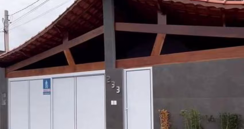 Casa para Venda em Praia Grande, Tupi, 4 dormitórios, 1 suíte, 2 banheiros, 4 vagas