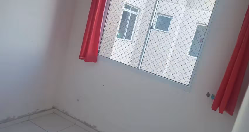 Alugo apartamento em barra de jangada, 2 quartos.  r$ 900,00