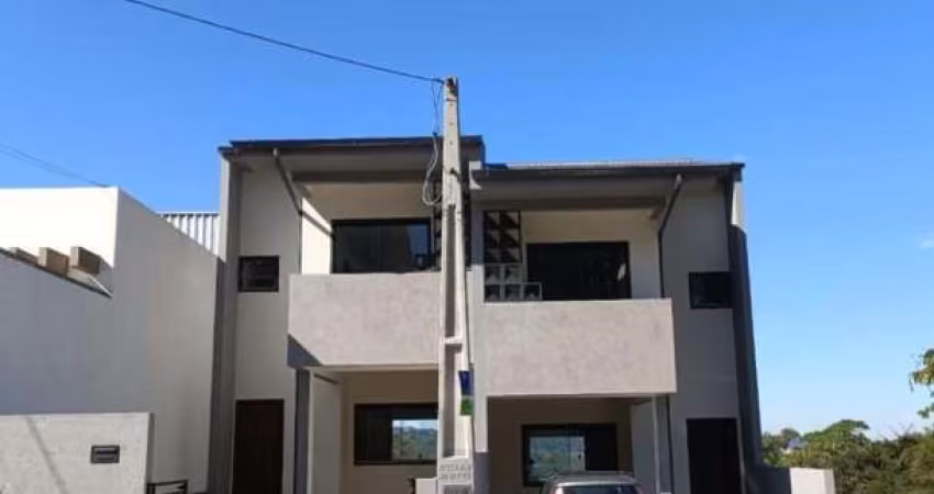 Sobrado para Venda em São José, Potecas, 3 dormitórios, 1 suíte, 2 banheiros, 2 vagas