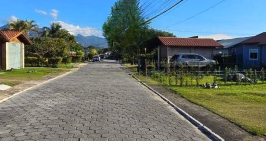 Casa para Venda em Palhoça, Rio Grande, 3 dormitórios, 1 suíte, 1 banheiro, 3 vagas