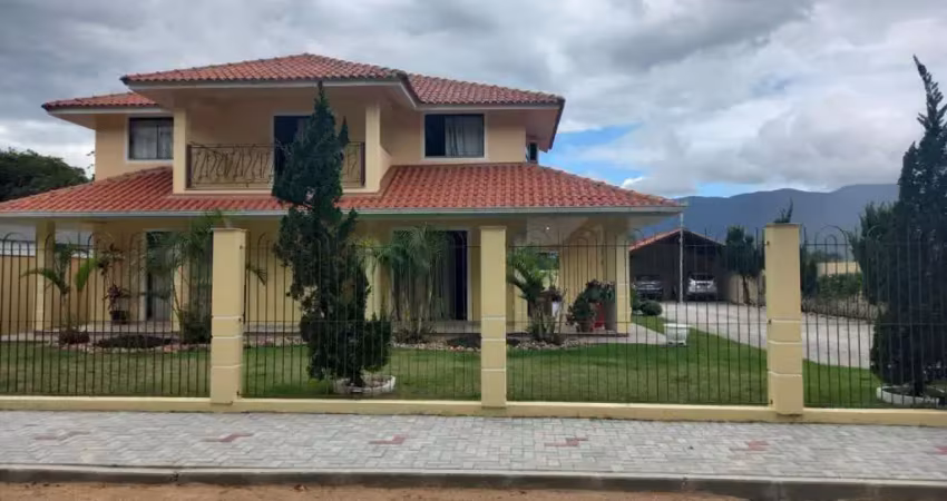 Casa para Venda em Santo Amaro da Imperatriz, Sul do Rio, 4 dormitórios, 3 suítes, 5 banheiros, 2 vagas