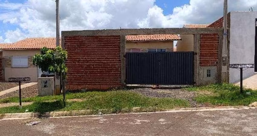 Casa para Venda em Pederneiras, Conjunto Habitacional Martini, 2 dormitórios, 1 banheiro, 1 vaga