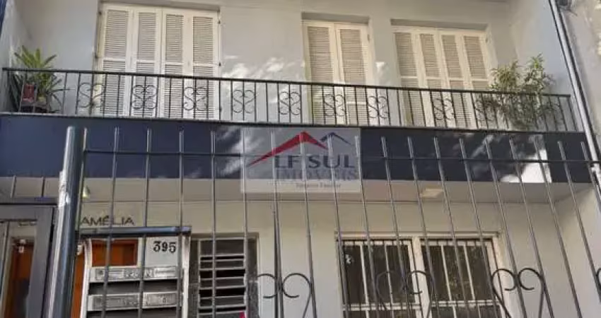 Apartamento térreo com pátio lima e silva cidade baixa porto alegre