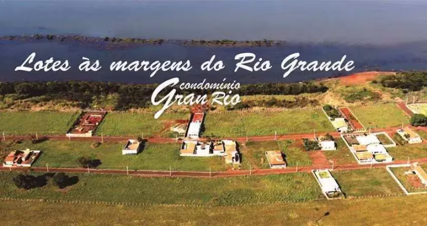 TERRENO À VENDA
