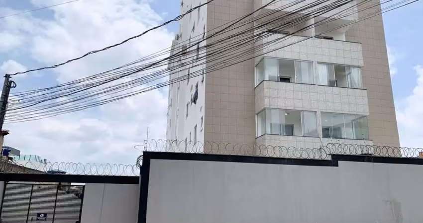 Apartamento à Venda 3 Quartos, 1 Suíte com Closet