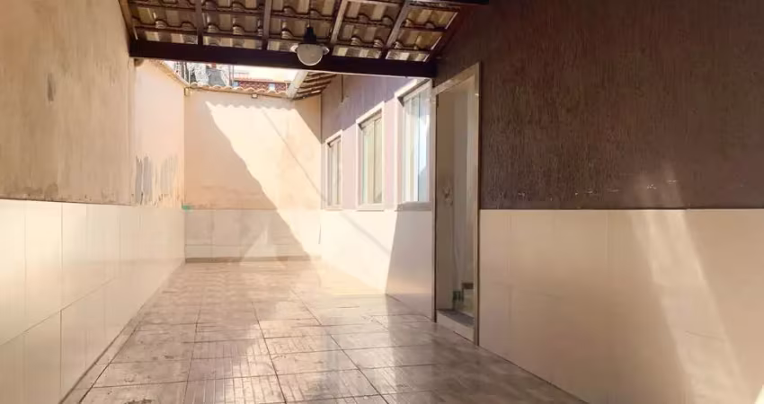 Casa com 2 quartos à venda no Campo Alegre, Belo Horizonte 