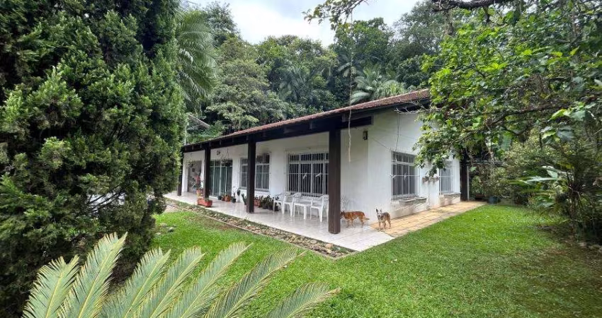 Casa 4 Quartos Blumenau - SC - Testo Salto