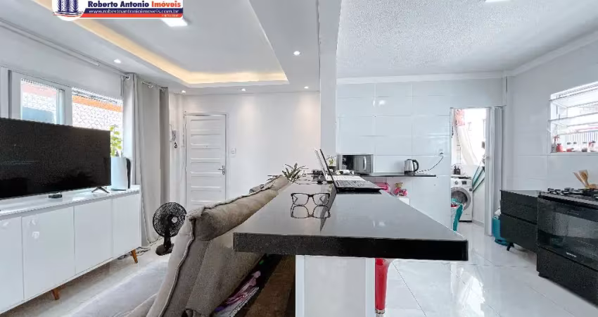 Lindo apartamento reformado a venda no canto do forte