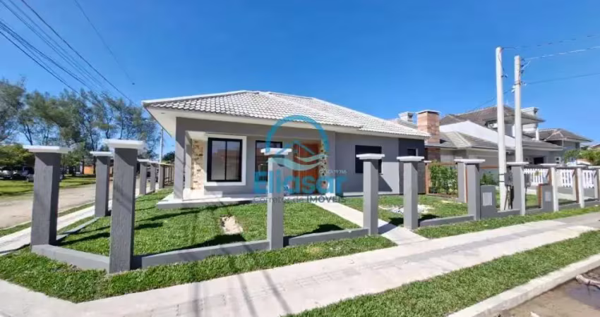 Casa nova 03 dormitórios c/01 suíte - próx. da praia